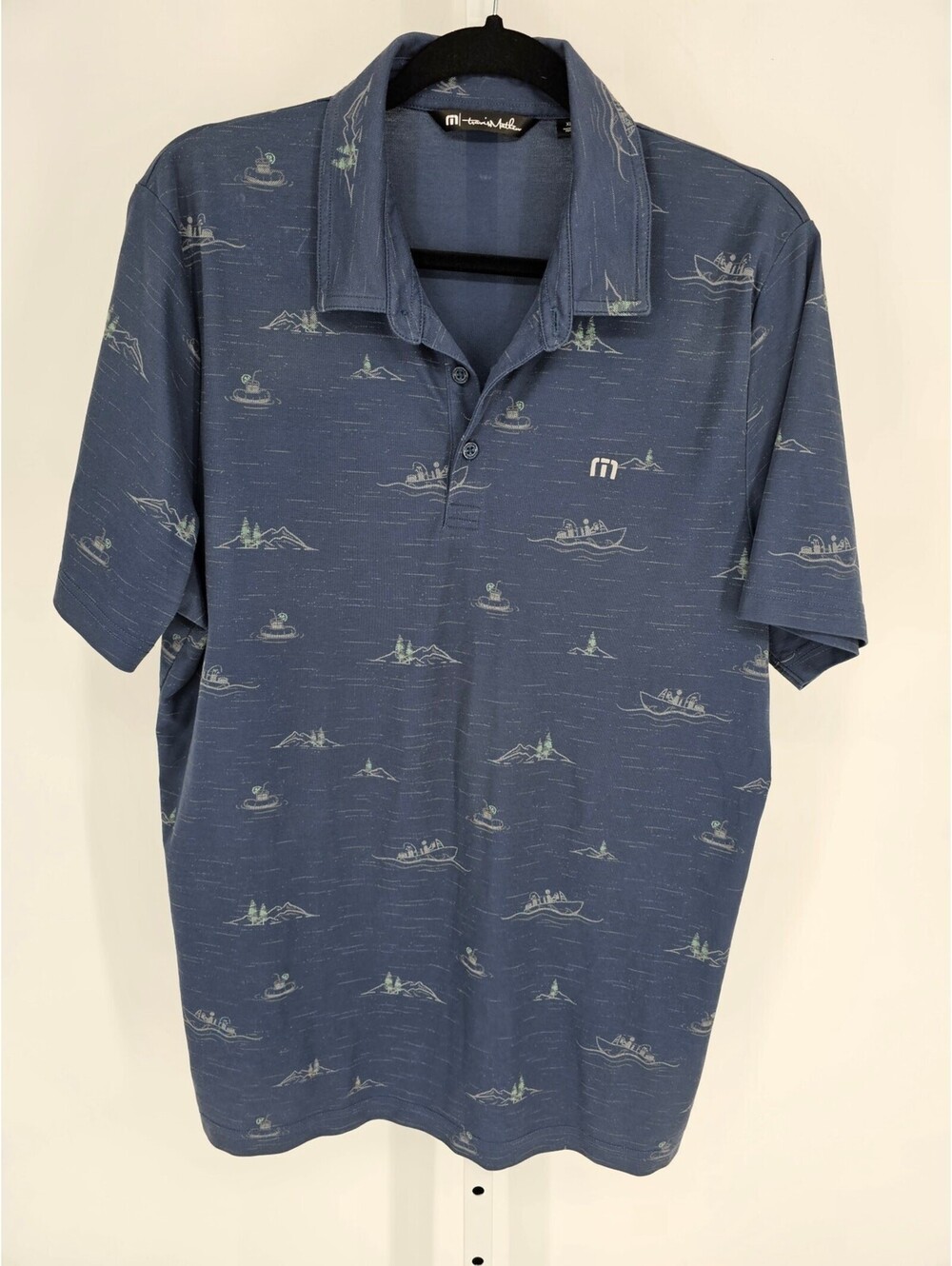 TRAVIS MATHEW FUN AND GAMES GOLF POLO INSIGNIA GEOMETRIC ALL OVER PRINT MENS XL